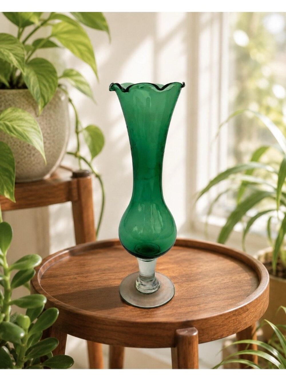 Vintage Green Floral Etched Art Glass Bud Flower Vase MCM Ruffled Rim